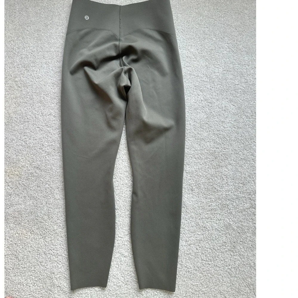 lululemon athletica excellent no